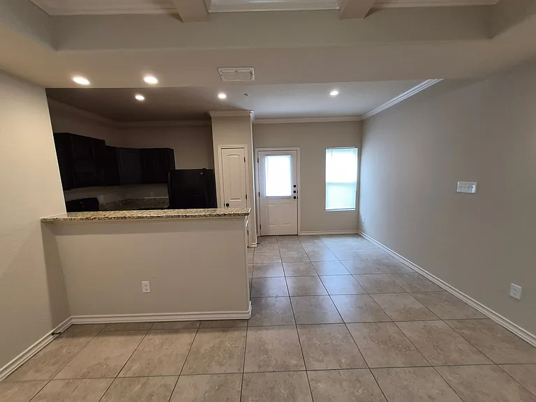 6619 Arancione Ave #102 — Photo 5