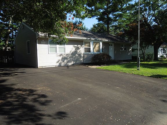 3rd image of 529 Longboat Ave