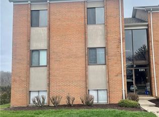 1111 Arrowhead Xing #201, West Carrollton, OH 45449