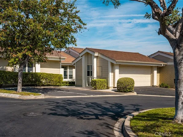 16 Driftwood #24, Irvine, CA 92604