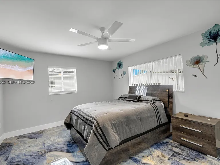 10350 SW 48th St — Photo 3