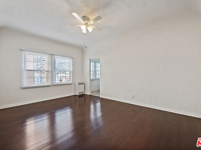 5320 W Olympic Blvd #23 — Photo 7