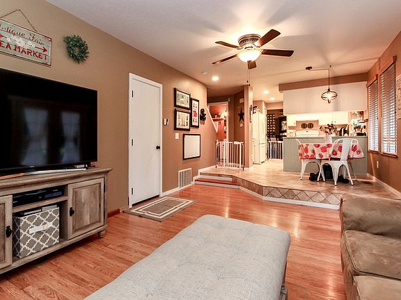 4th image of 11019 204th Avenue Ct E