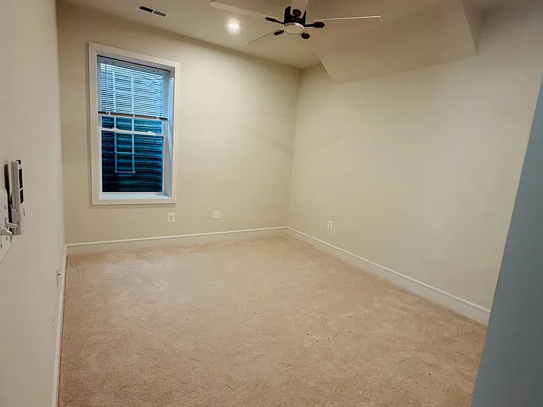 41886 Night Nurse Cir — Photo 6