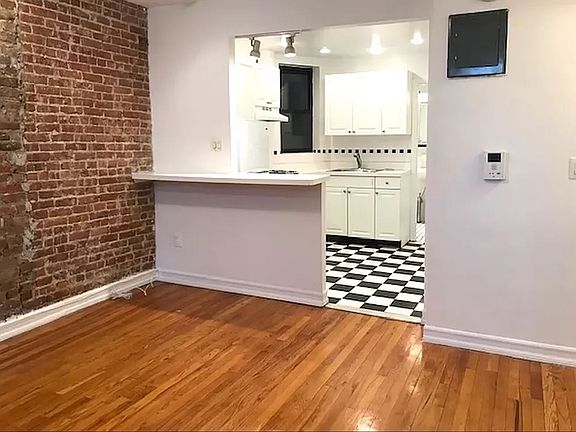 4th image of 1752 1st Ave APT 3B
