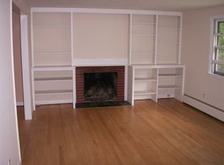 25 Lynwood Rd, Mansfield, CT 06268