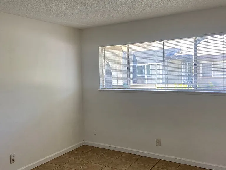 5954 Walerga Rd #1 — Photo 8