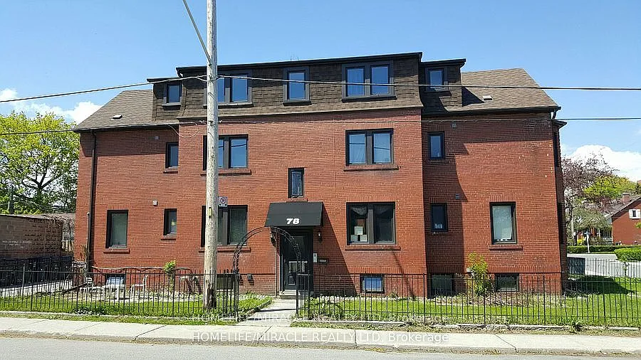 3 bed, $2,400 — Photo 2