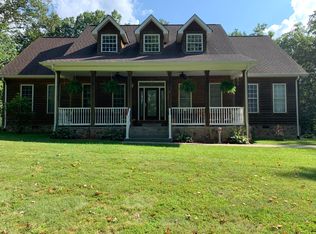 3242 Gatewood Rd, Fayetteville, WV 25840