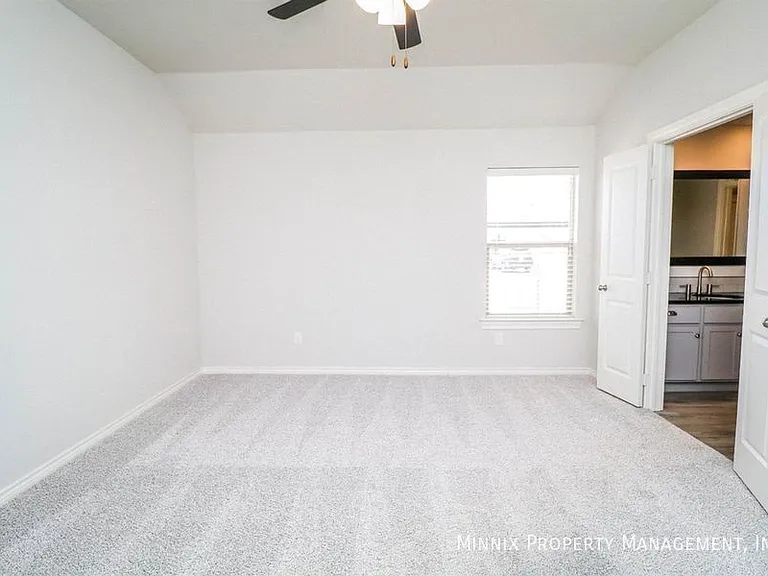 2525 137th St — Photo 12