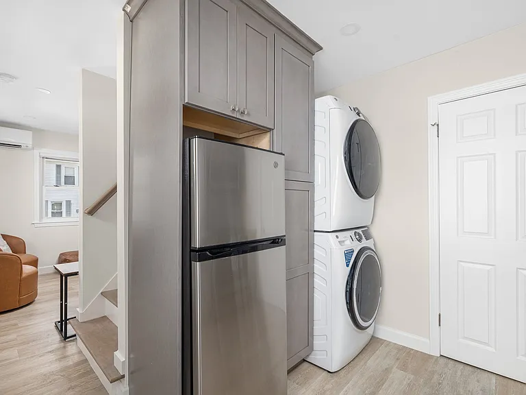 5 Perkins Ave #2 — Photo 7