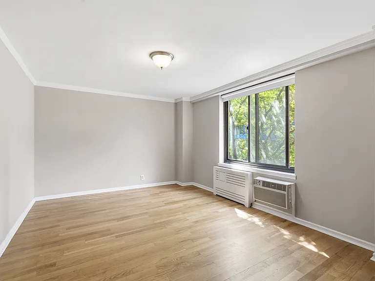 788 Columbus Ave #3A — Photo 7