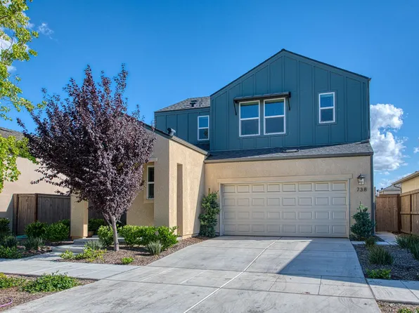 738 Katelyn Ave, Madera, CA 93636