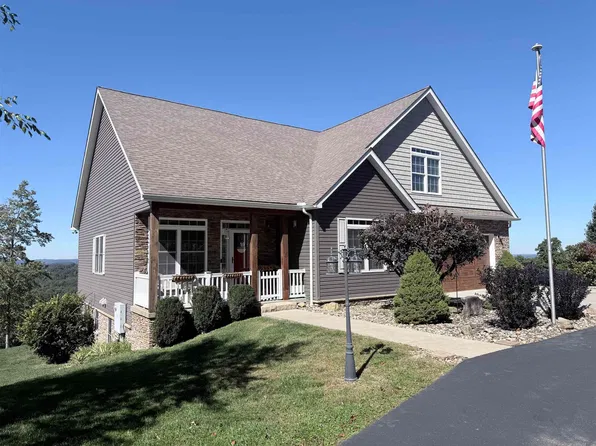 10 Pointe Dr, Morgantown, WV 26508
