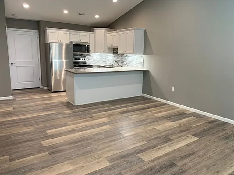105 Bogad St — Photo 3