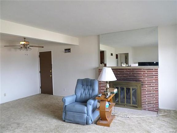 3rd image of 1132 Darding Dr
