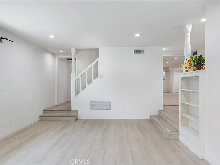 3511 Paraiso Way — Photo 9
