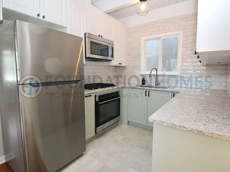 12 Perry Walk — Photo 6