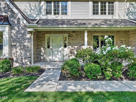 5th image of 5237 Spring Creek Ln