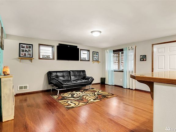 5th image of 14549 46th Dr NE #42
