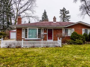 15112 Gary Ln, Livonia, MI 48154