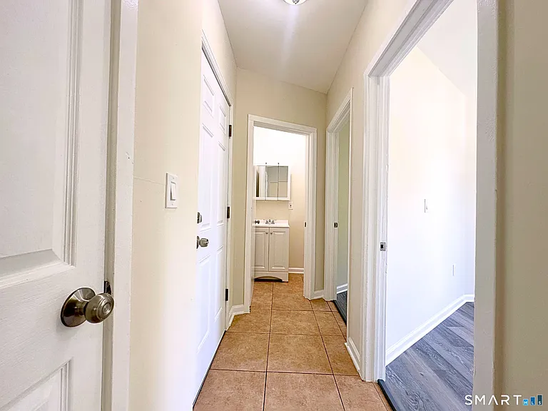 28 Sexton St #3N — Photo 9