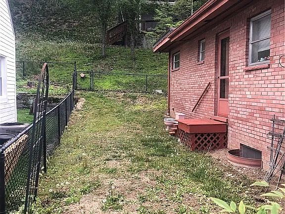 5th image of 1602 Ravinia Rd