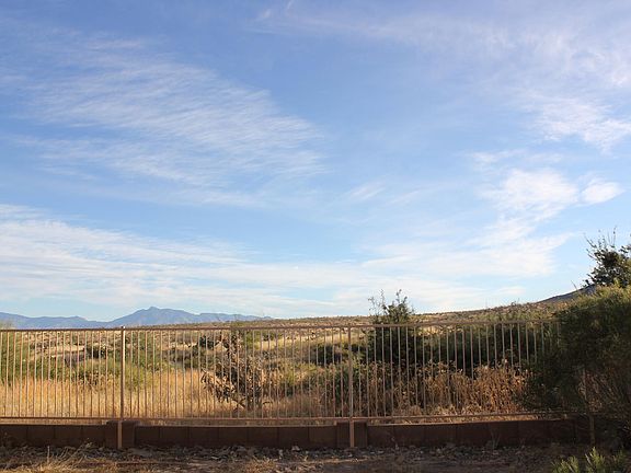2nd image of 17193 S Mesa Shadows Dr