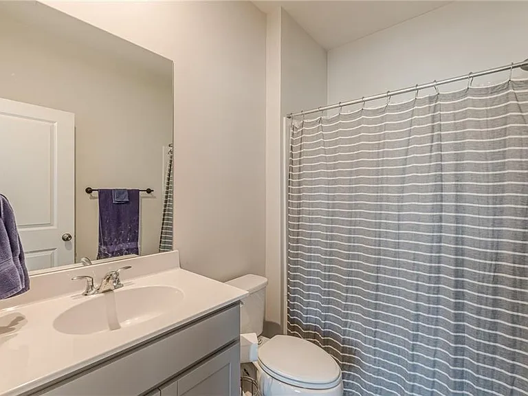 1205 Skylar Ln SE — Photo 17