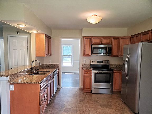 5th image of 2440 Piney Bark Dr