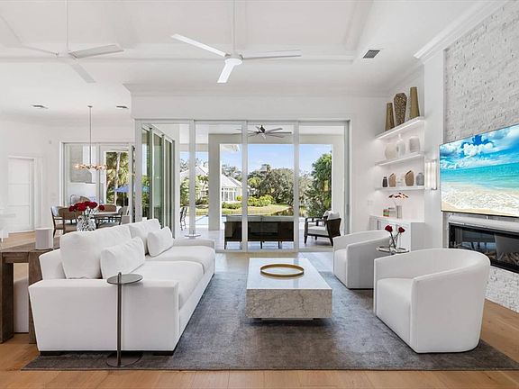 2nd image of 201 Shores Drive