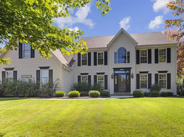 N37W29173 Middlefield ROAD, Pewaukee, WI 53072