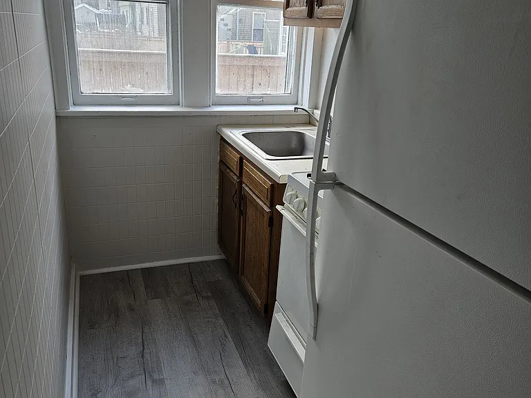 178-180 Meigs St #14 — Photo 3