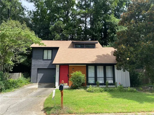 4108 Wildflower Ln, Tucker, GA 30084