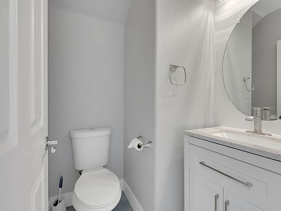 4th image of 3942 Meadow Foxtail Dr