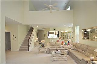 3rd image of 9388 The Woodlands Trl