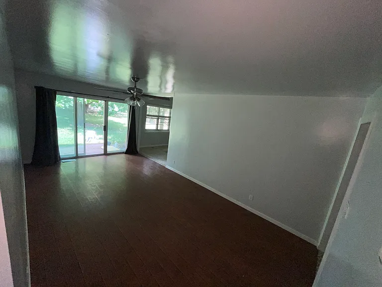 1217 Bland Ave — Photo 3