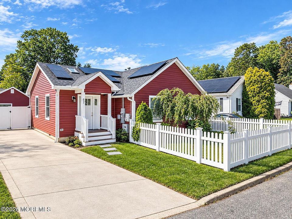 1st image of 67 Leonard Avenue
