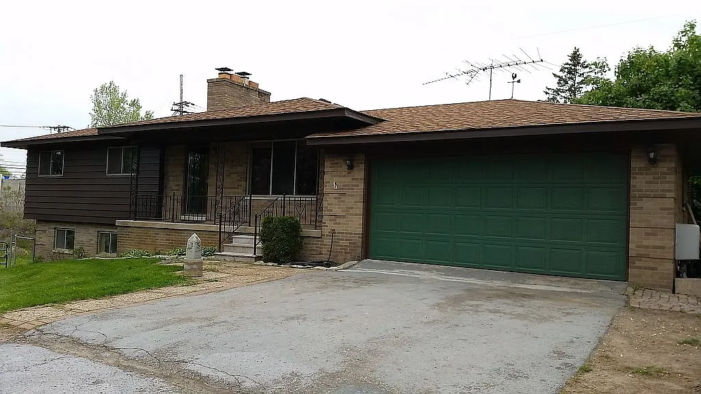 525 Teggerdine Rd photo 1