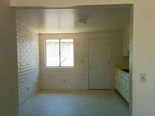 2nd image of 2814 N Sparkman Blvd