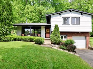 2878 Old Plank Rd, New Castle, PA 16105