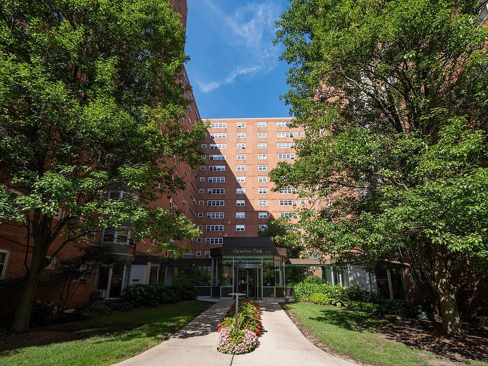1st image of 4970 N Marine Dr APT 328