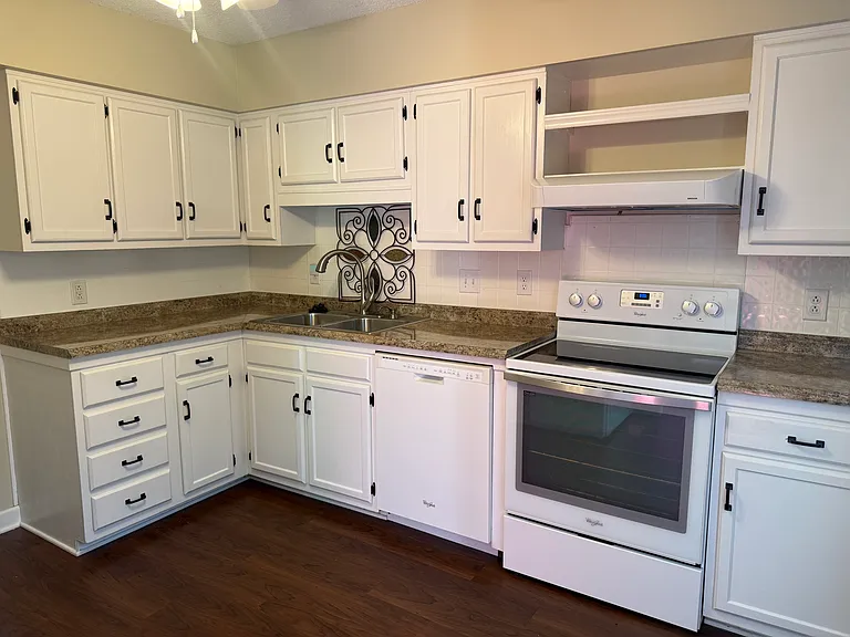 2705 N Center St #26 — Photo 9