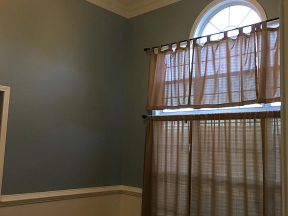 5th image of 1479 Elena Dr