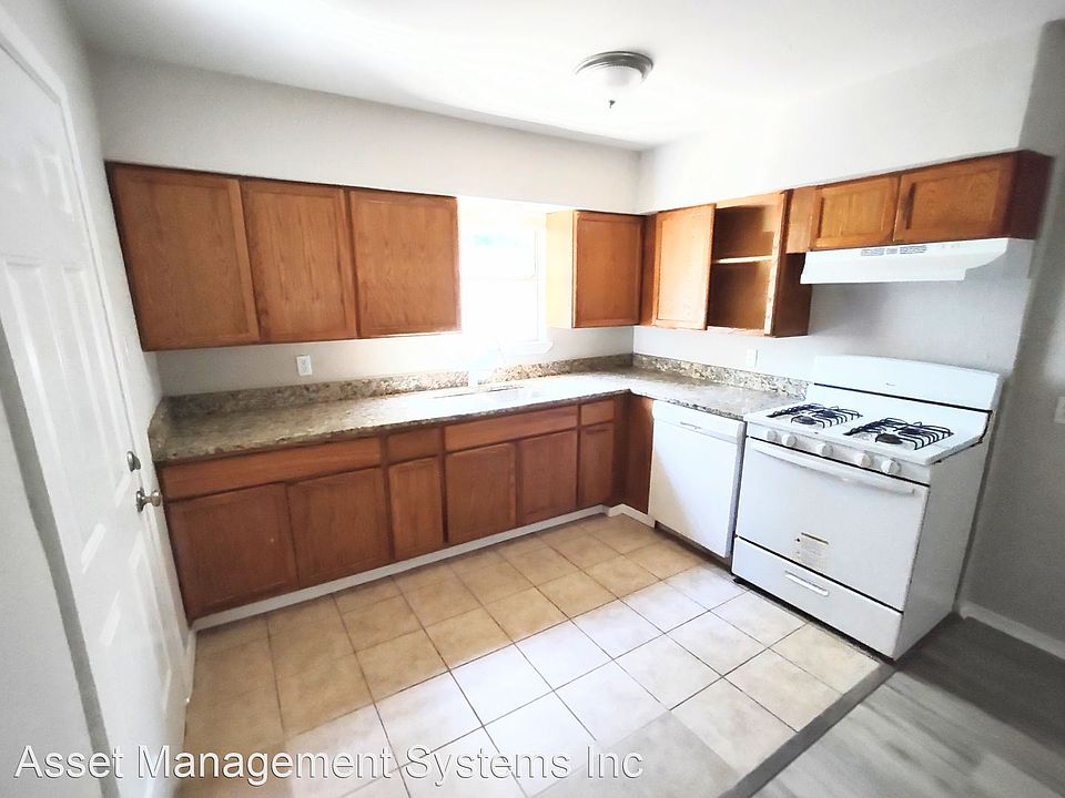 1st image of 5344 Grovewood St