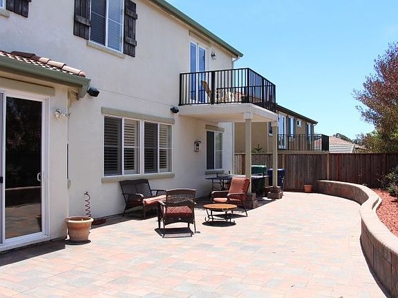 4205 Peninsula Point