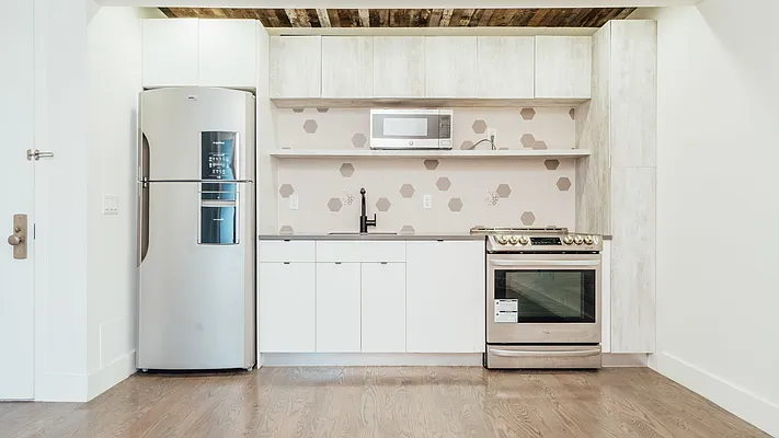 Rented by Nooklyn NYC LLC | media 29