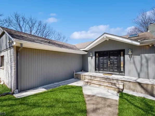 621 Mountain Rd, Kinnelon Boro, NJ 07405