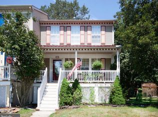 24 Wagon Wheel Dr, Sicklerville, NJ 08081