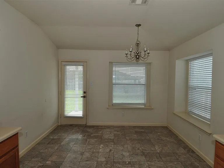 1409 Tea Leaf Dr — Photo 6